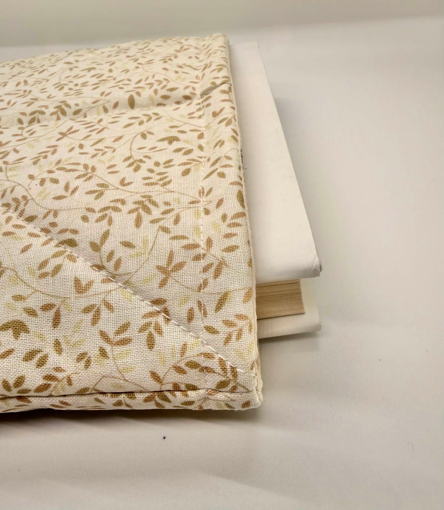 handmade reading accessory book sleeve