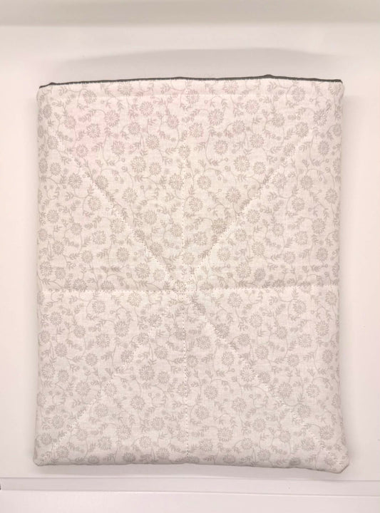 Book Sleeve ~ Quiet Floral