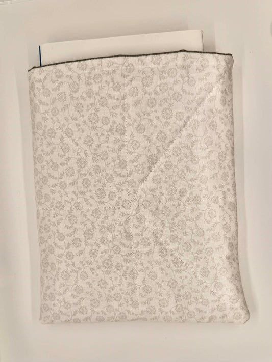 Book Sleeve ~ Quiet Floral