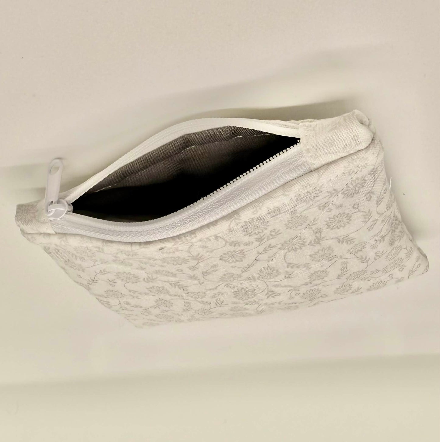 Zipper Pouch ~ Quiet Floral